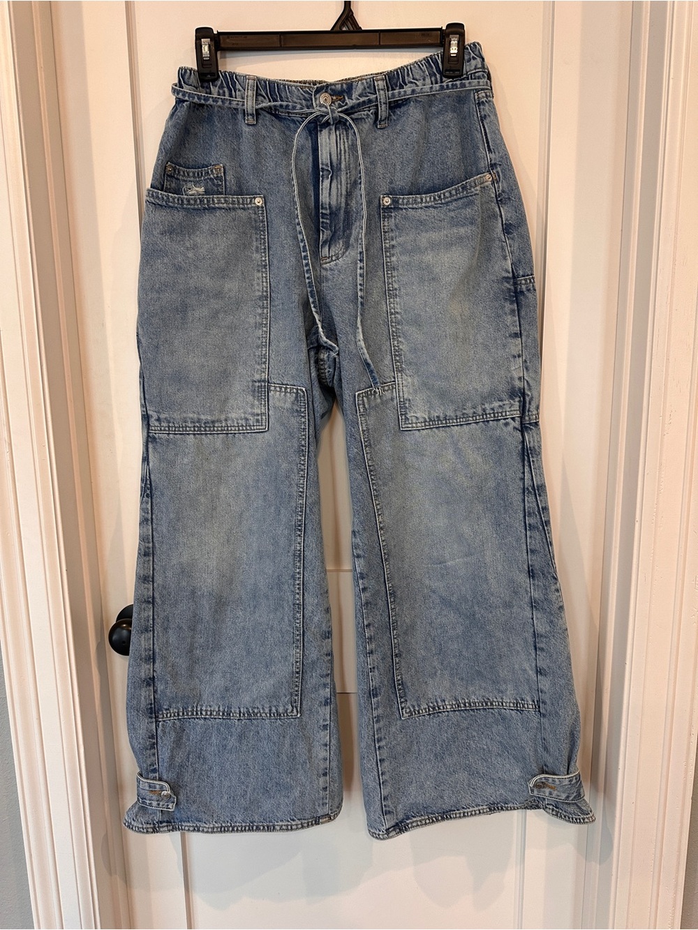 The Free People CRVY Outlaw Wide Leg Jean (Manufacturer Style No. OB1958547)